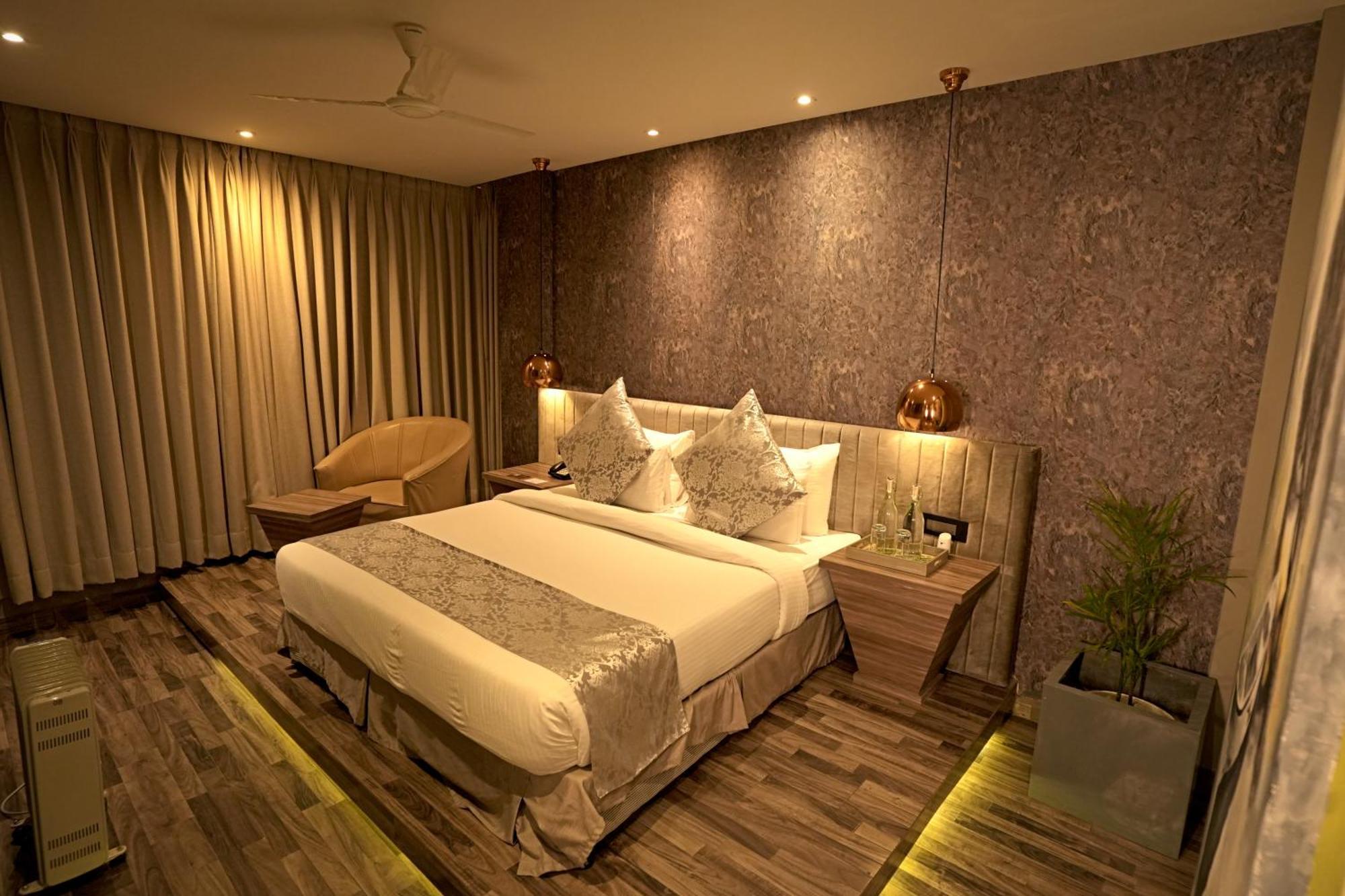 Sterling Palm Bliss - Rishikesh Hotell Exteriör bild